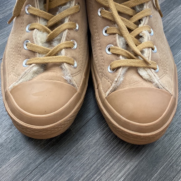 Sheep Fur Converse - Picture 2 of 9